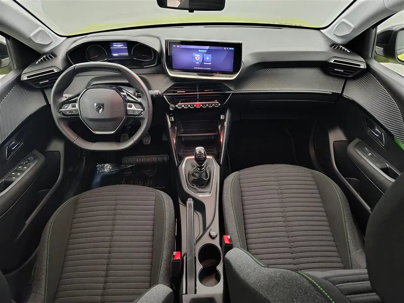 Peugeot 208 – Image 21