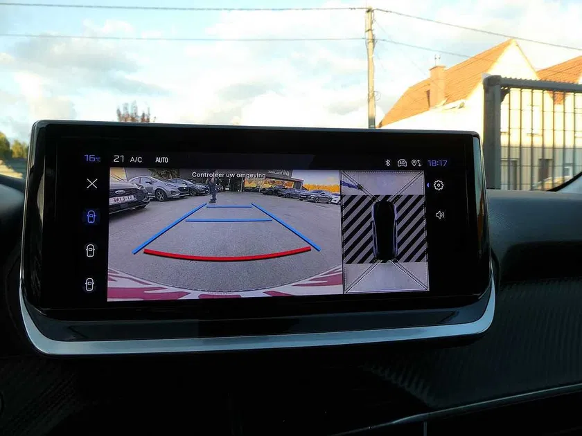 Peugeot 208 – Image 16