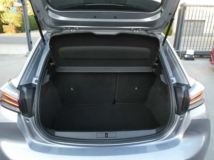 Peugeot 208 – Image 7