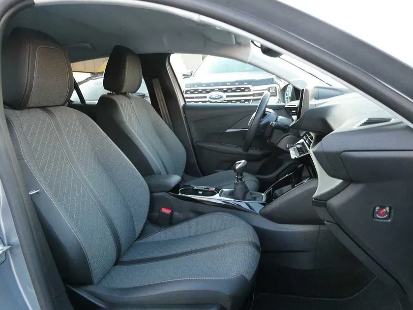 Peugeot 208 – Image 23