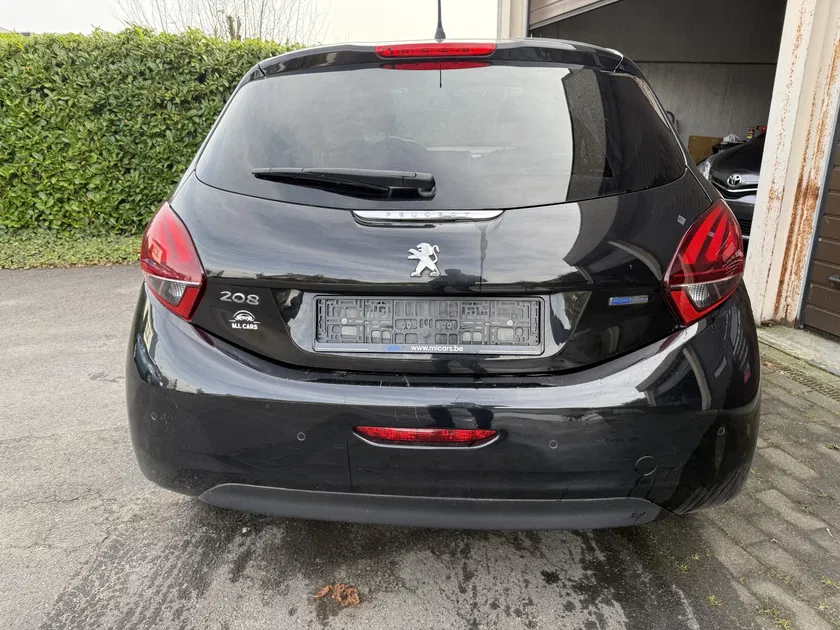Peugeot 208 – Image 17