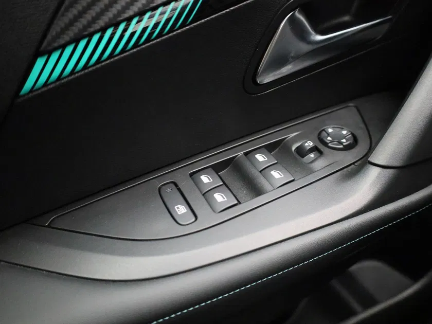 Peugeot 2008 – Image 10