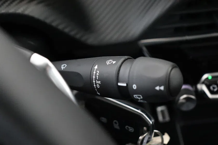 Peugeot 208 – Image 22