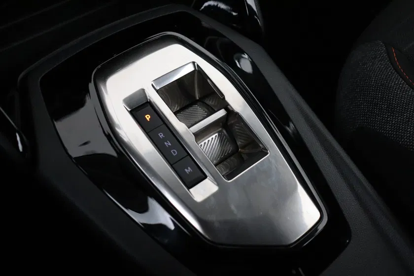 Peugeot 208 – Image 17