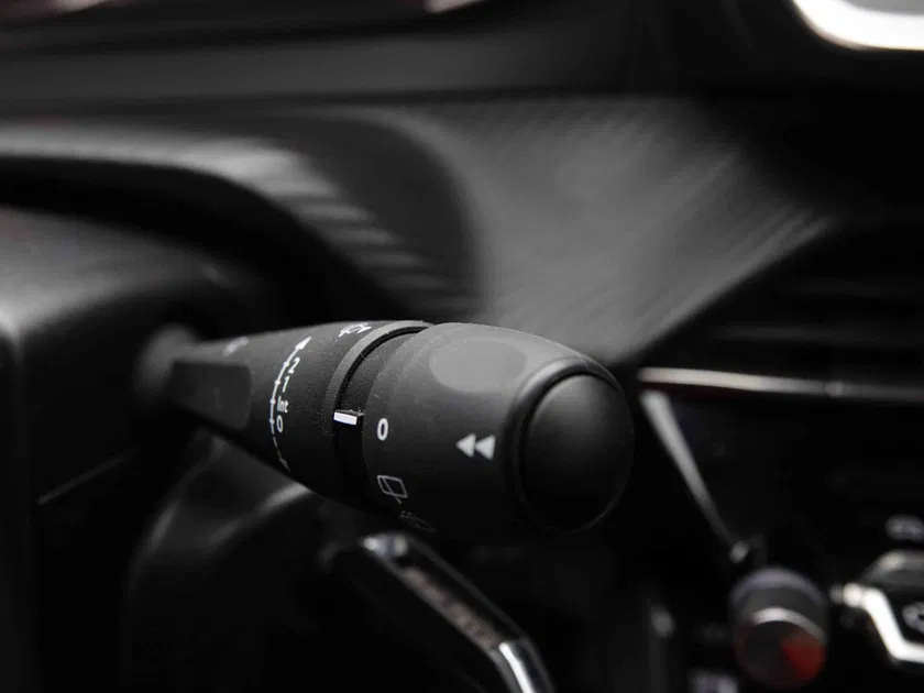 Peugeot 208 – Image 7