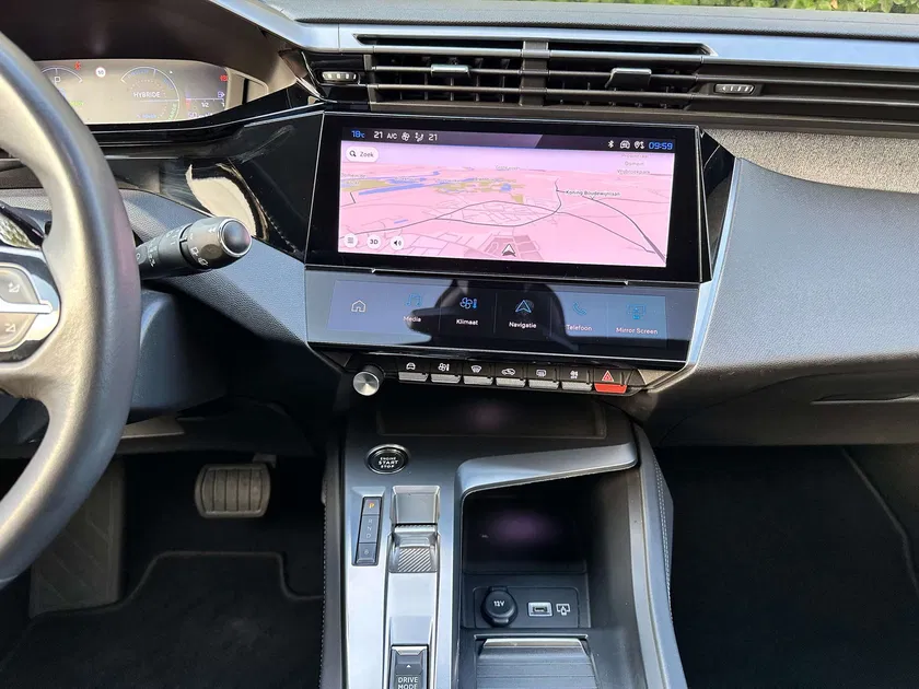 Peugeot 308 – Image 16