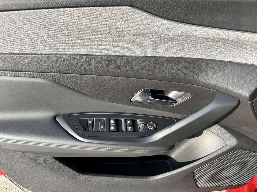 Peugeot 308 – Image 23