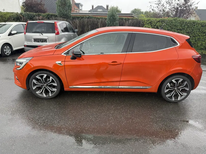 Renault Clio – Image 22
