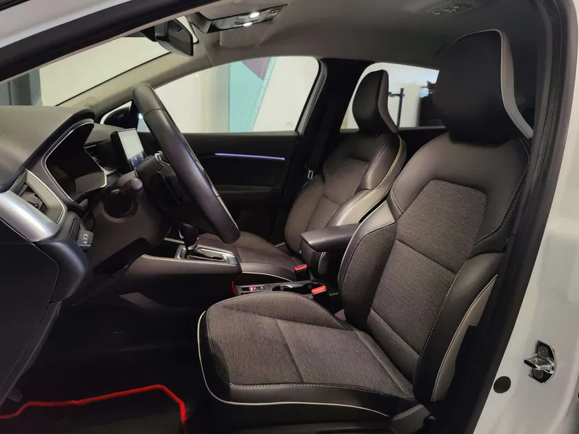 Renault Captur – Image 28