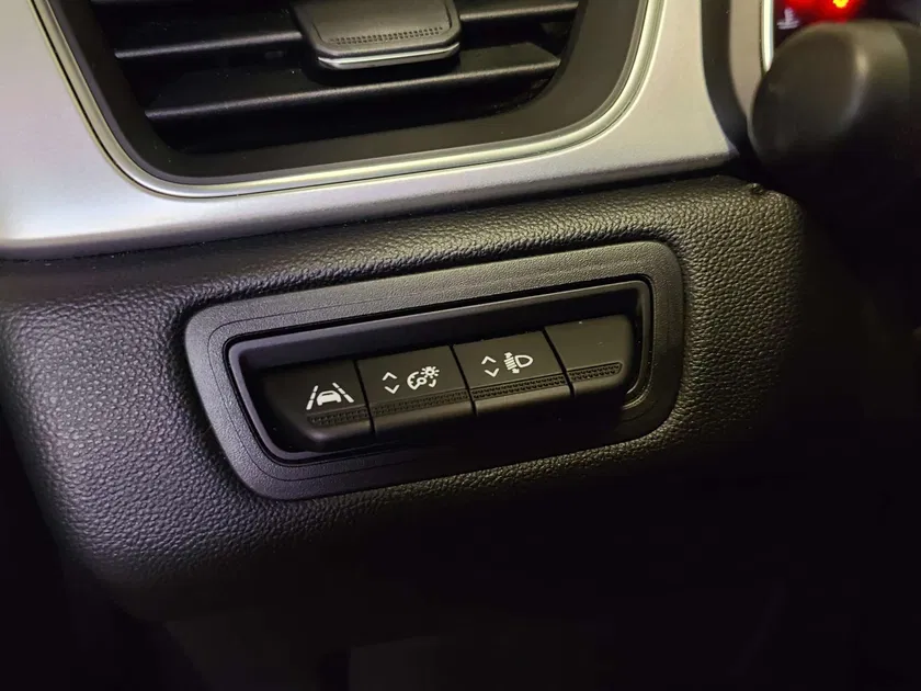 Renault Captur – Image 12