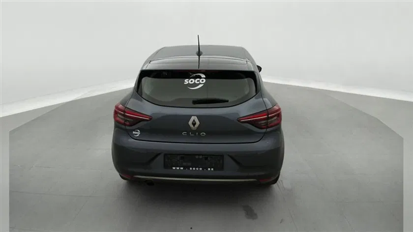 Renault Clio – Image 24