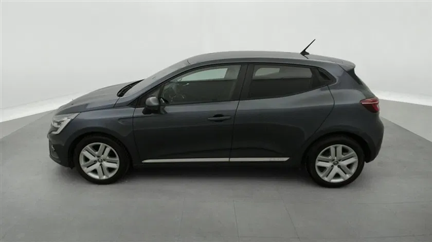 Renault Clio – Image 26