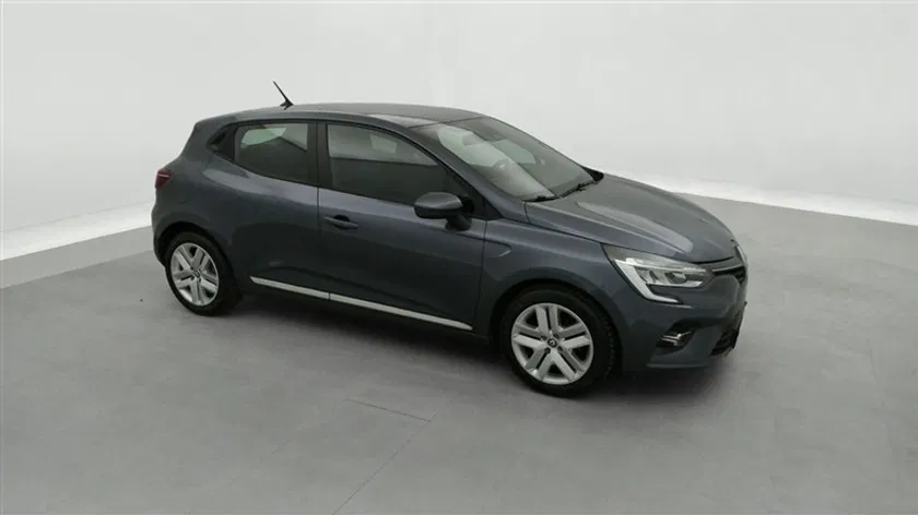 Renault Clio – Image 6