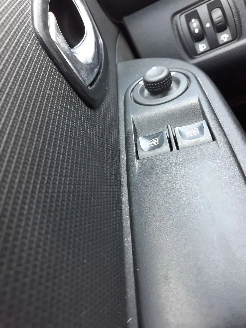 Renault Clio – Image 3