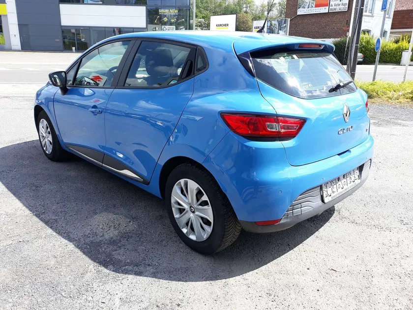 Renault Clio – Image 17