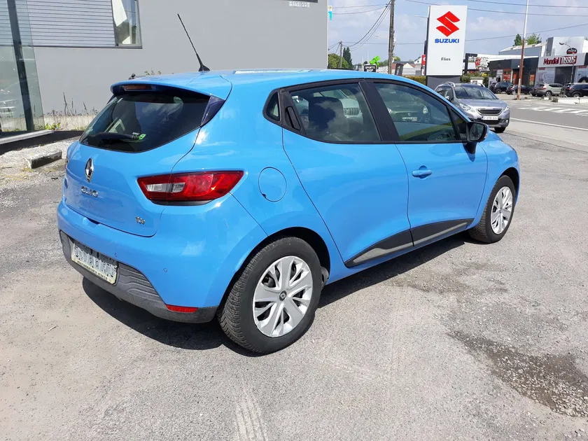 Renault Clio – Image 18