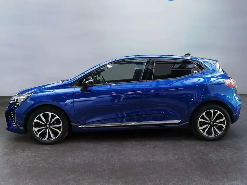 Renault Clio – Image 22