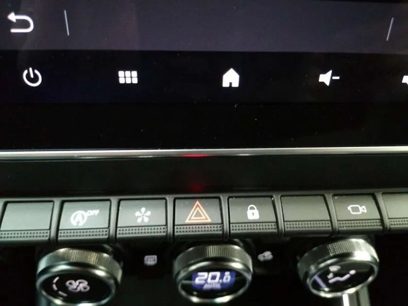 Renault Clio – Image 5