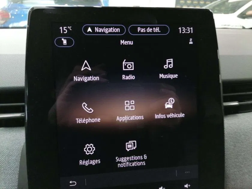 Renault Clio – Image 11