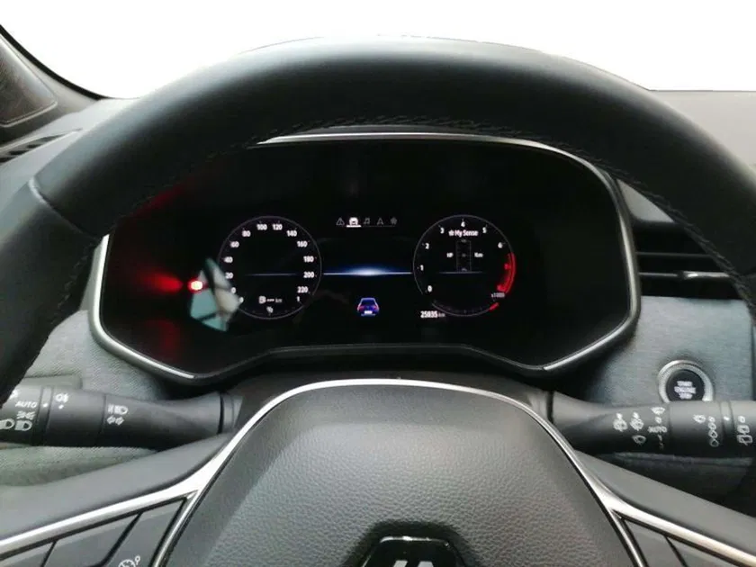 Renault Clio – Image 15