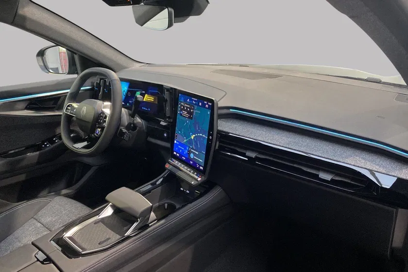 Renault Espace – Image 32