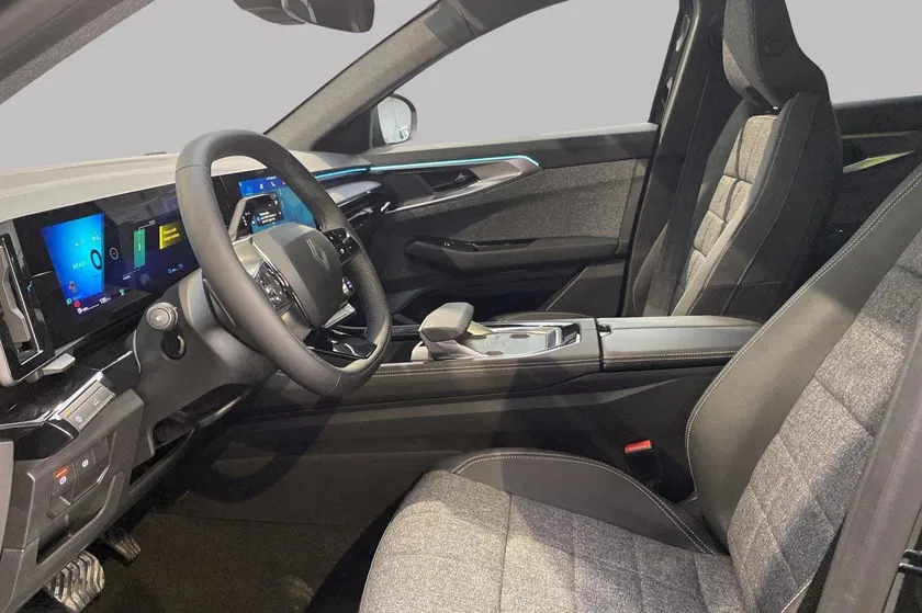 Renault Espace – Image 26