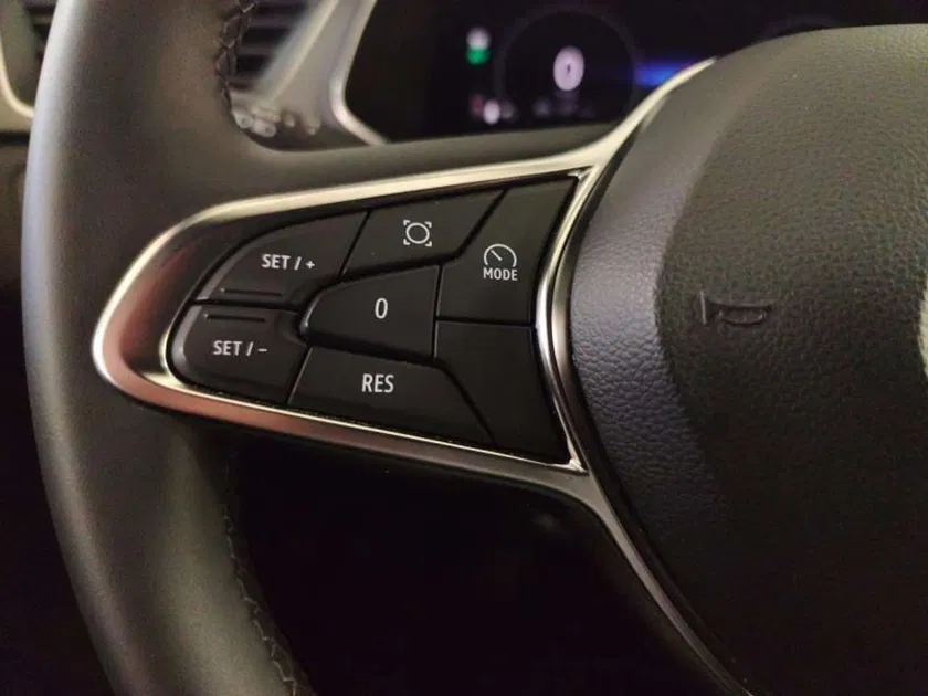 Renault Captur – Image 8