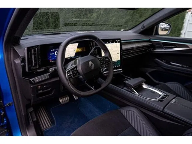 Renault Rafale – Image 12