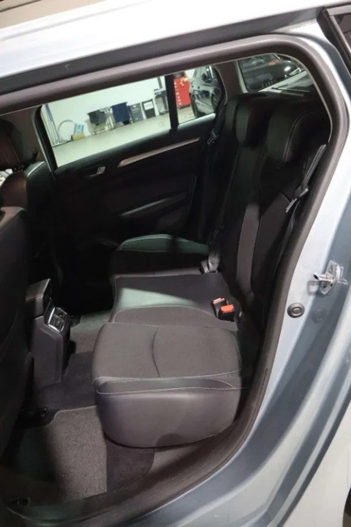 Renault Mégane – Image 10