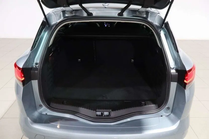 Renault Mégane – Image 13