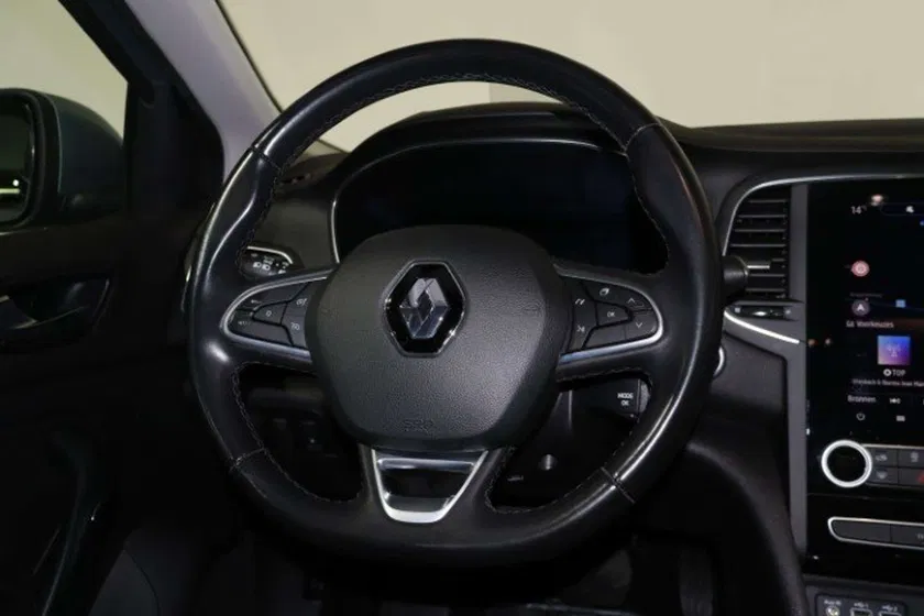 Renault Mégane – Image 14