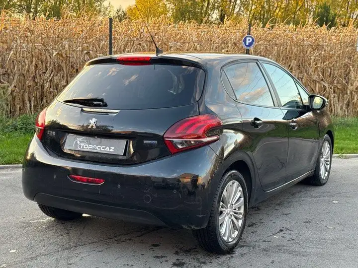 Peugeot 208 – Image 19