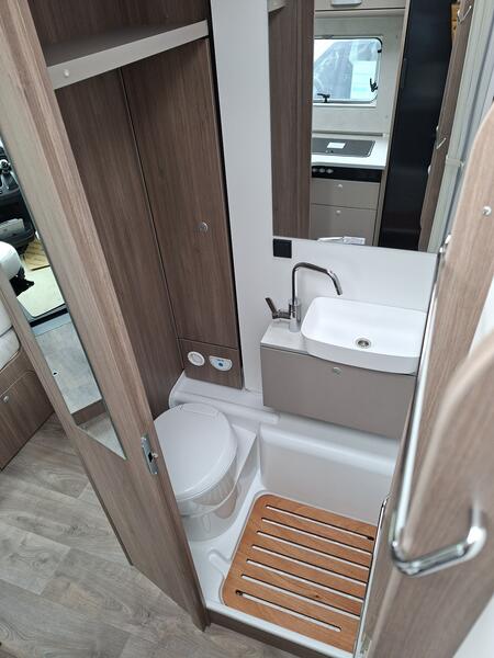 camping-car CARADO T 328 PRO+ NEUF – Image 10