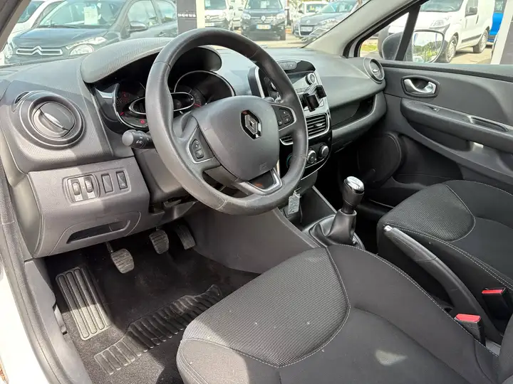 Renault Clio – Image 14