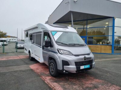 camping-car CARADO V 347 PRO + NEUF