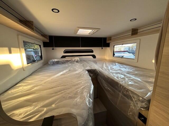 camping-car CHAUSSON S697 NEUF – Image 10