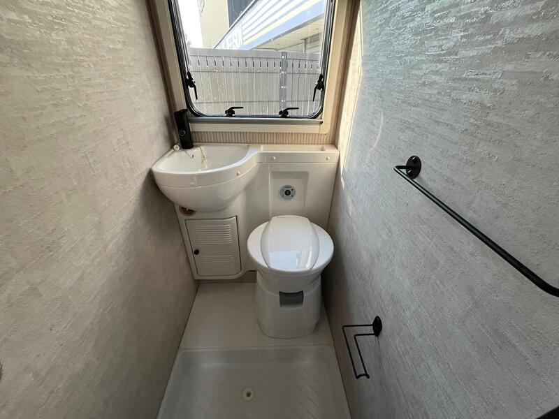 camping-car RIMOR SARUS 50 NEUF – Image 11