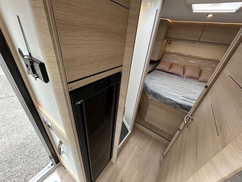 camping-car RAPIDO C86 65 ans NEUF – Image 9