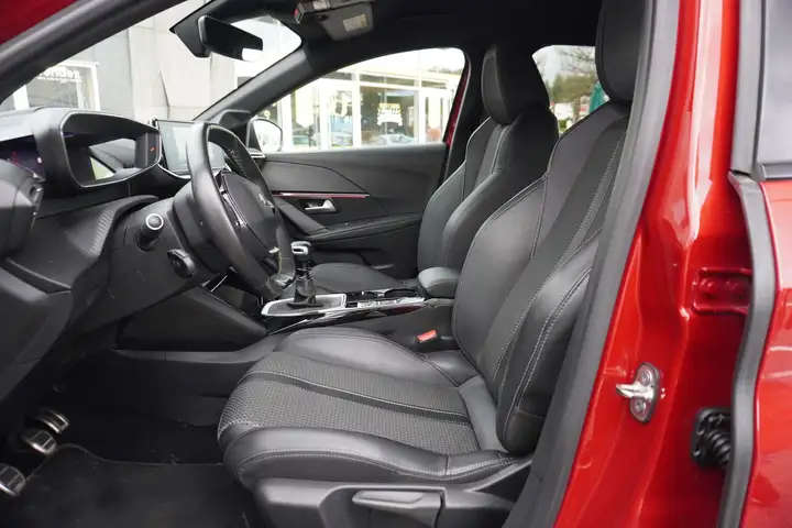 Peugeot 208 – Image 7