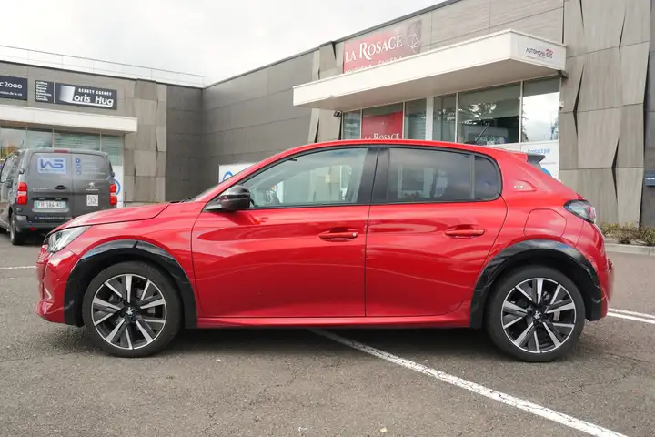 Peugeot 208 – Image 29