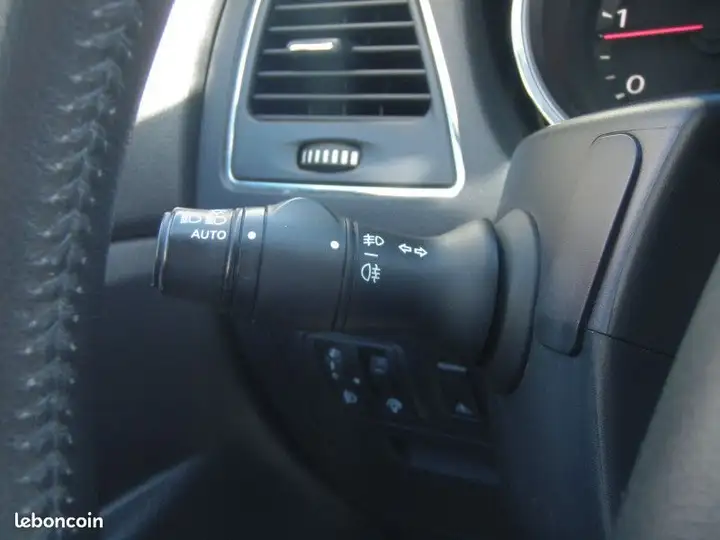 Renault Latitude – Image 5