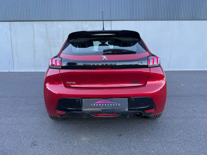 Peugeot 208 – Image 10