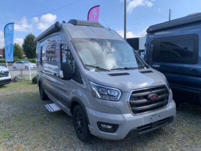 fourgon LMC INNOVAN 590 NEW EDITION BOITE AUTO NEUF