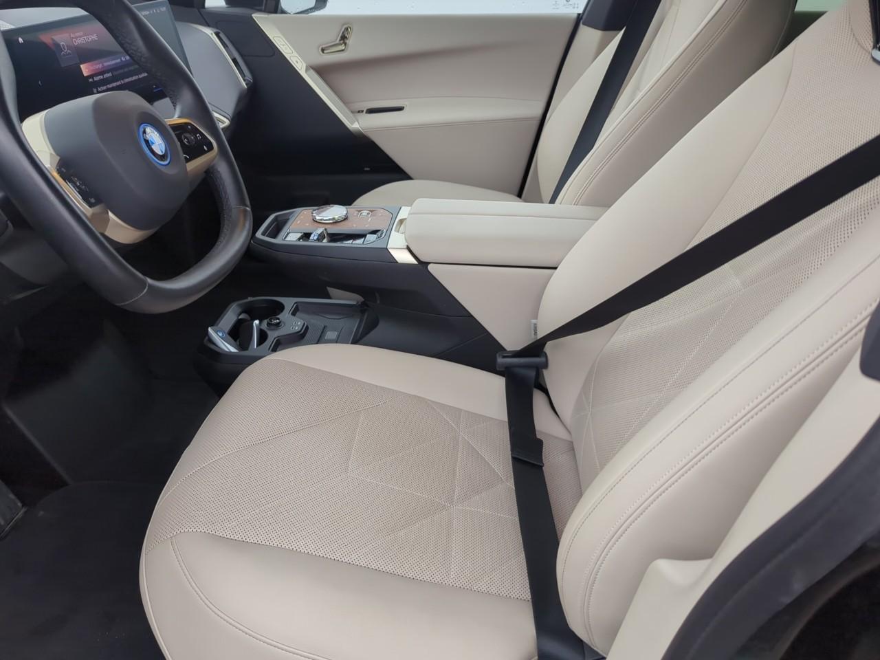 BMW iX – Image 9