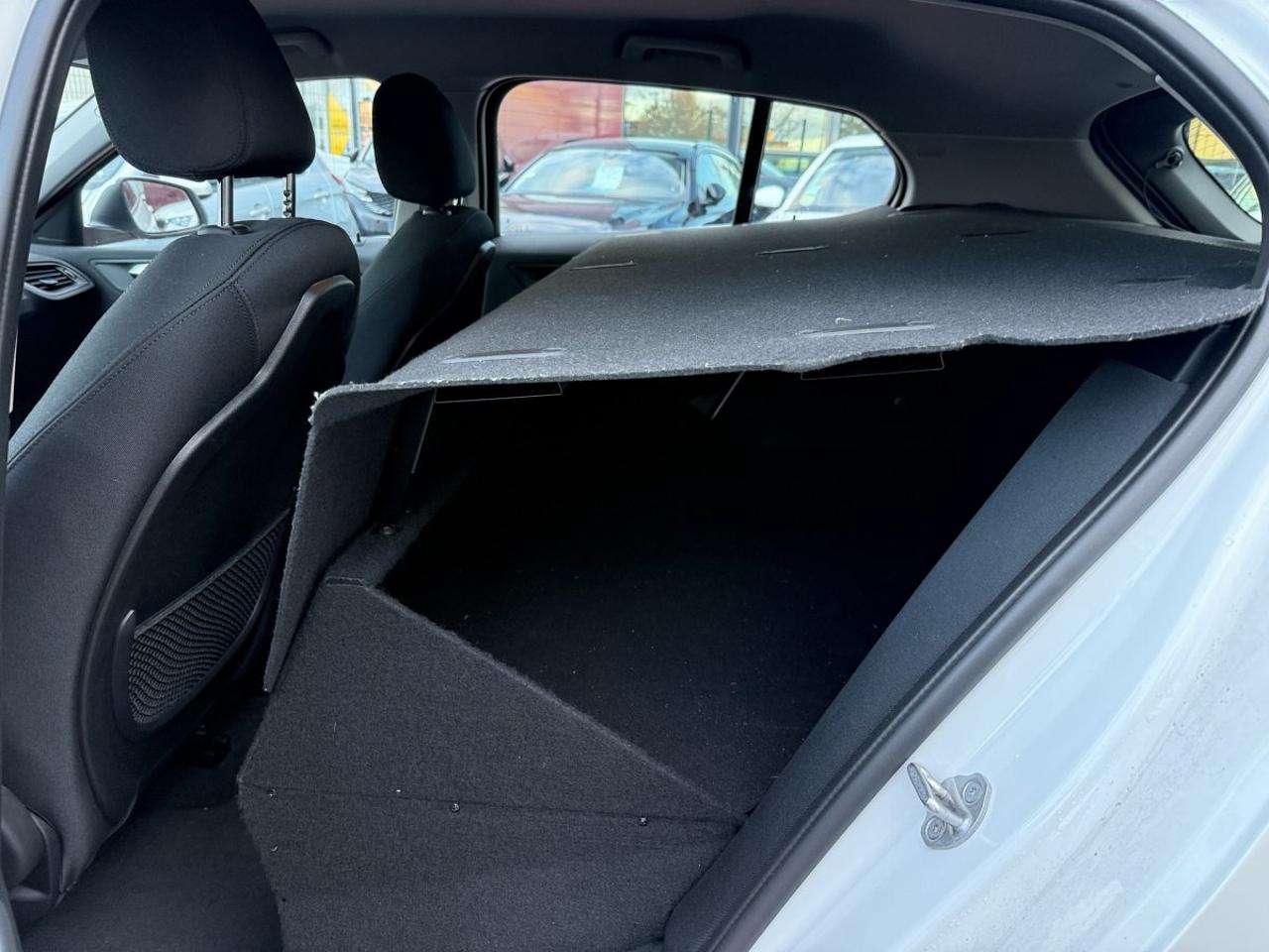 Bmw Série 1 – Image 18