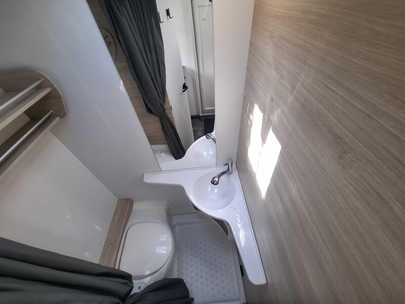 caravane CARAVELAIR ALBA 400 NEUF – Image 5