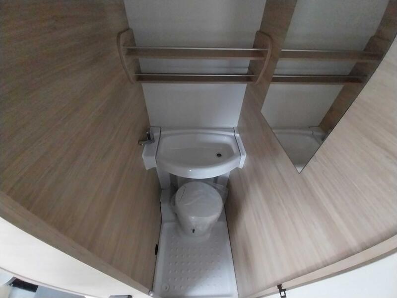 caravane CARAVELAIR ALBA 426 OCCASION – Image 9