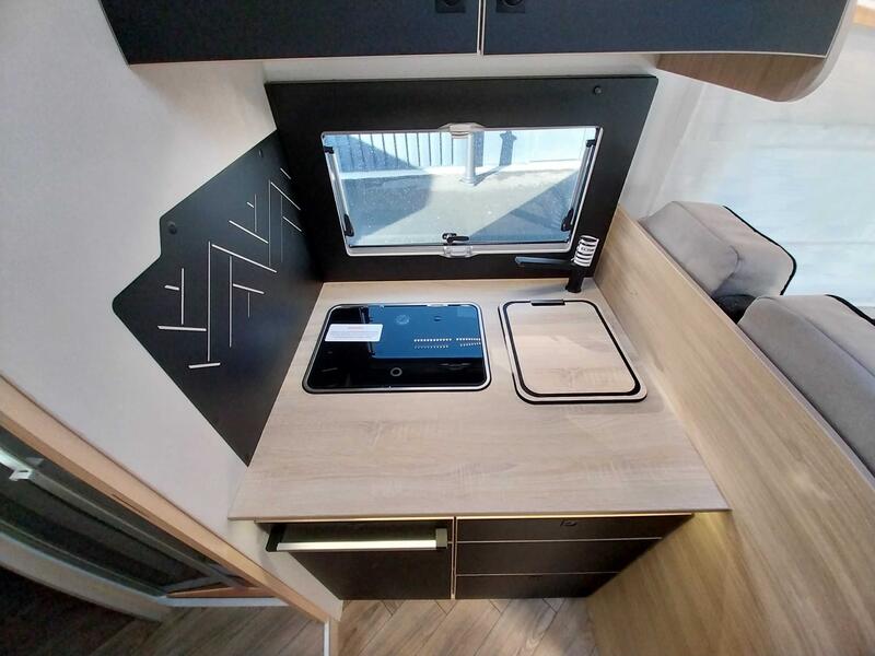 camping-car CHAUSSON 724 ETAPE LINE NEUF – Image 9