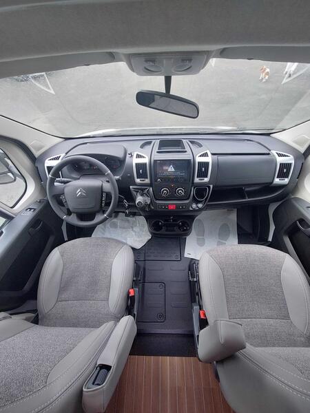 camping-car ETRUSCO T 6900 SB NEUF – Image 6