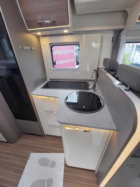 camping-car ETRUSCO T 6900 SB NEUF – Image 7